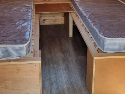 Pod twin beds minus centre insert.