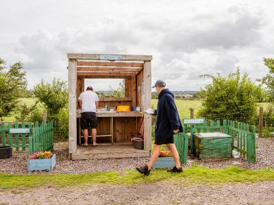 Two men in the washing facilities